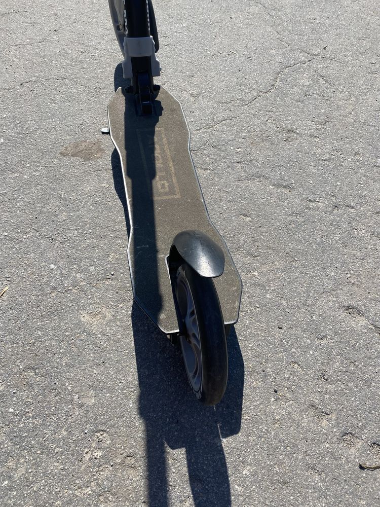 Самокат Apollo Hurricane Pro 230mm