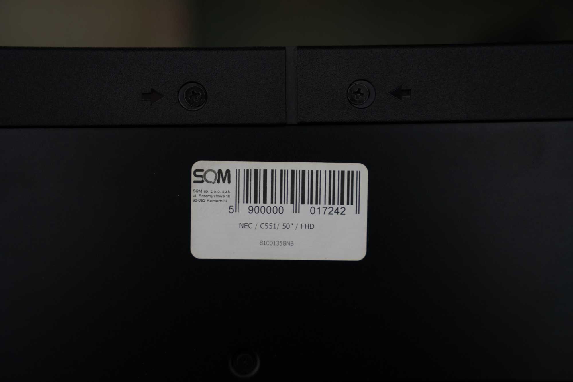 NEC C551 55” – sprawny, 4K, grube rysy na środku ekranu