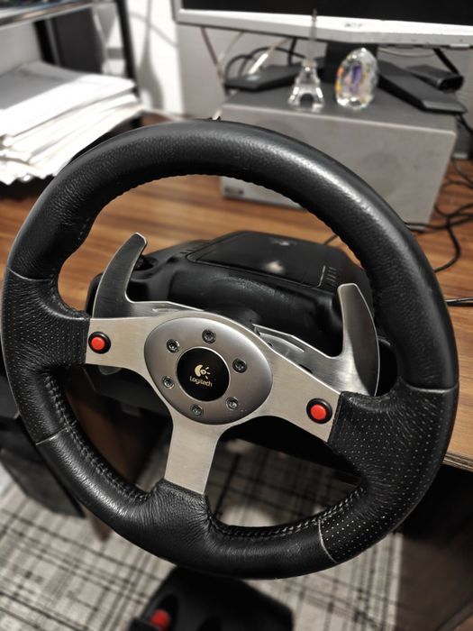Руль комплект Logitech G25