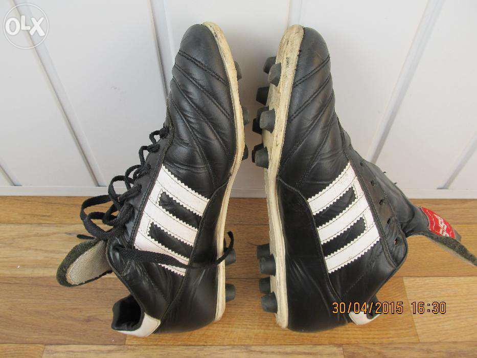 Бутсы футбольные