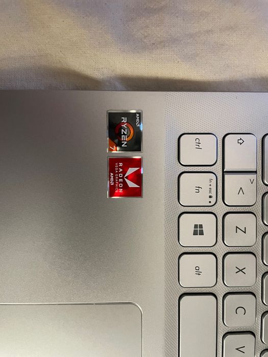 Computador ASUS VivoBook 15