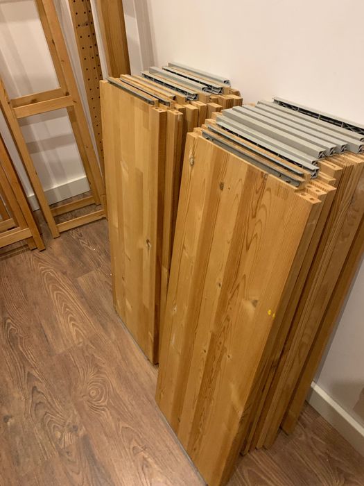 Estantes IVAR com 20 prateleiras