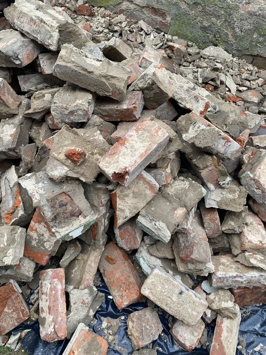 Oddam gruz budowlany