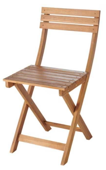 Składane krzesło drewniane