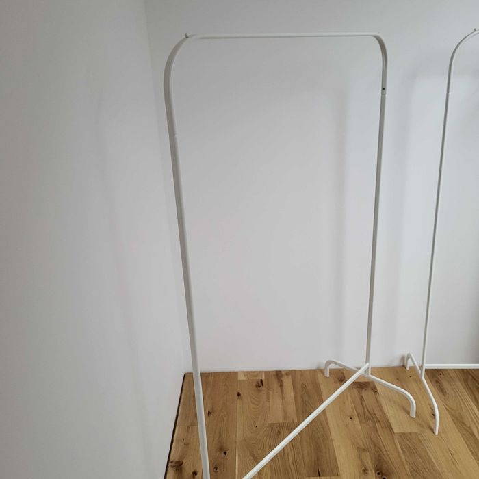 Wieszaki  stojak na ubrania 2 sztuki