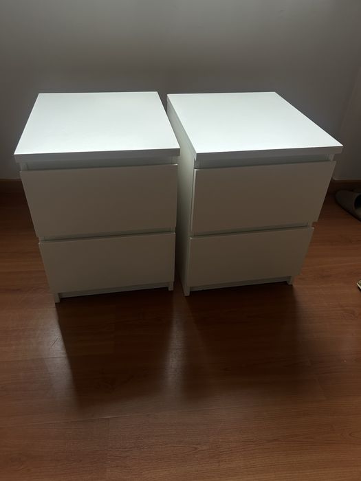 2 mesas cabeceira/ comodas com 2 gavetas MALM IKEA