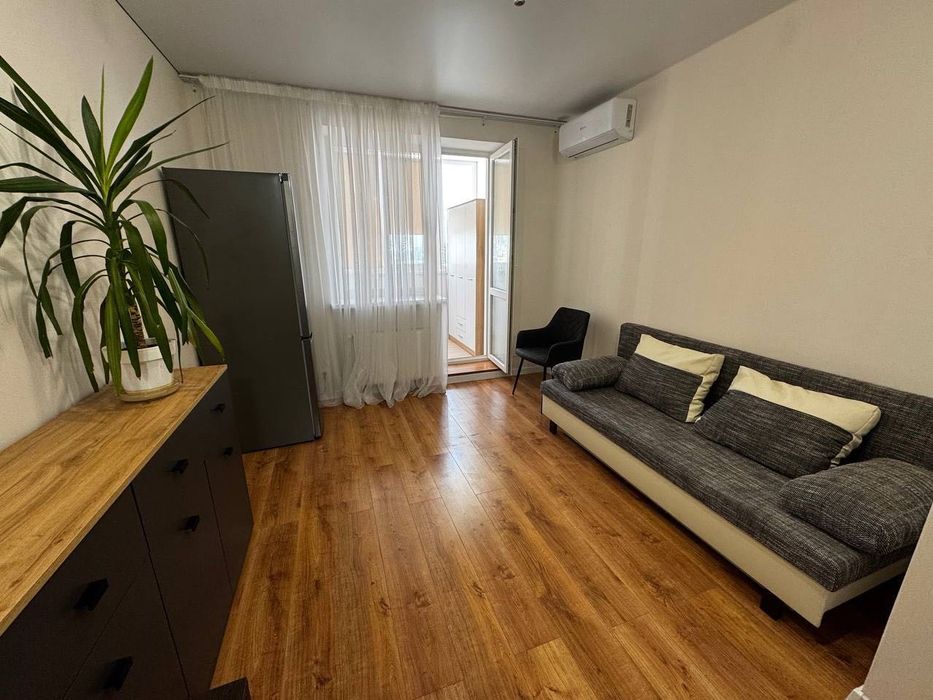 Сдам 1к студию ЖК Вернисаж Таирово