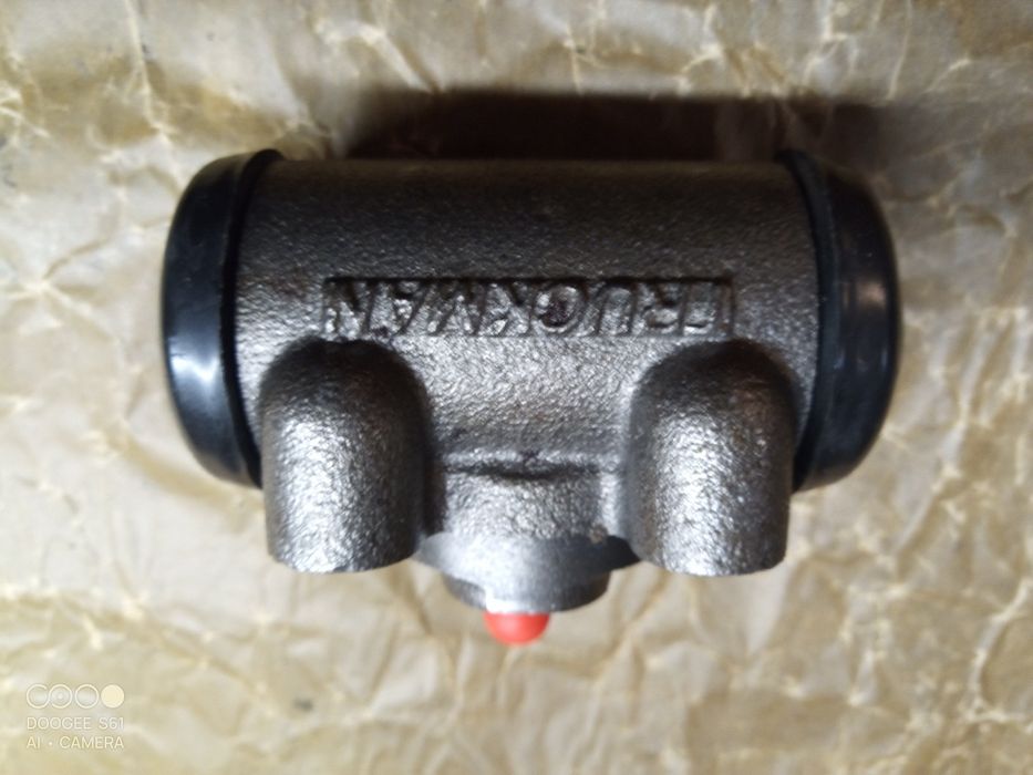 Cylinderek 32mm gaz69 pobieda warszawa m20 żuk Nysa stary typ