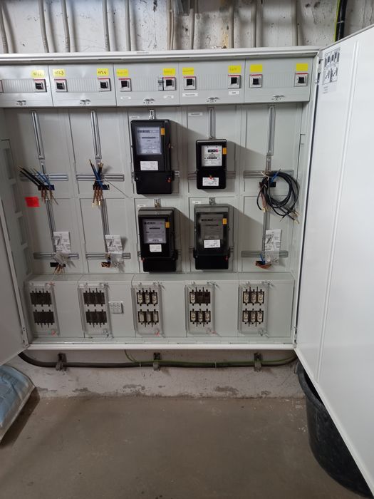 Elektryk montaż naprawa remonty