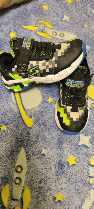 Кросівки Scechers