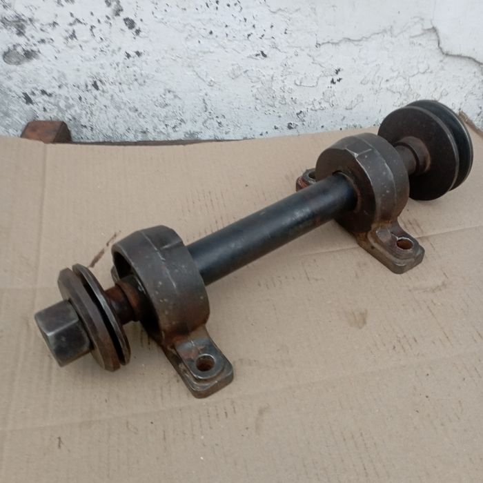 Вал циркулярной пилы. Циркулярка. Циркулярная пила