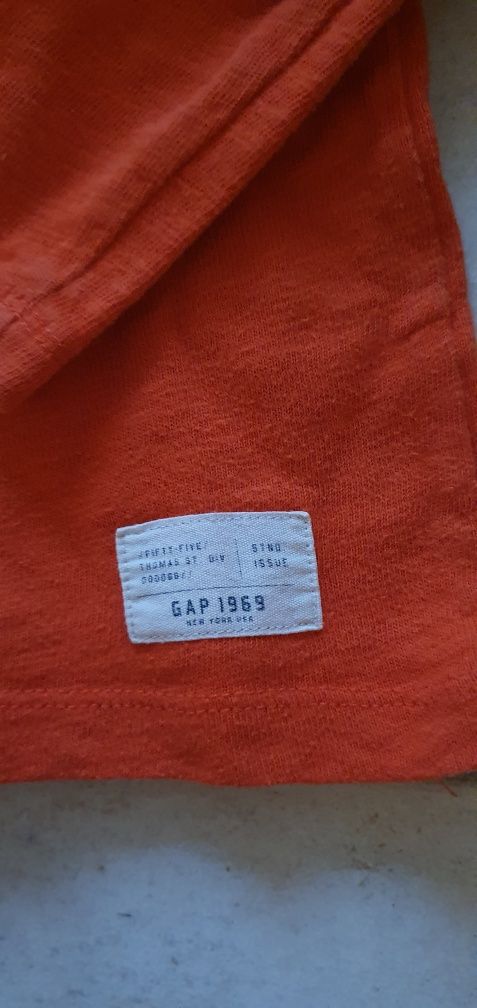 Camisola laranja
