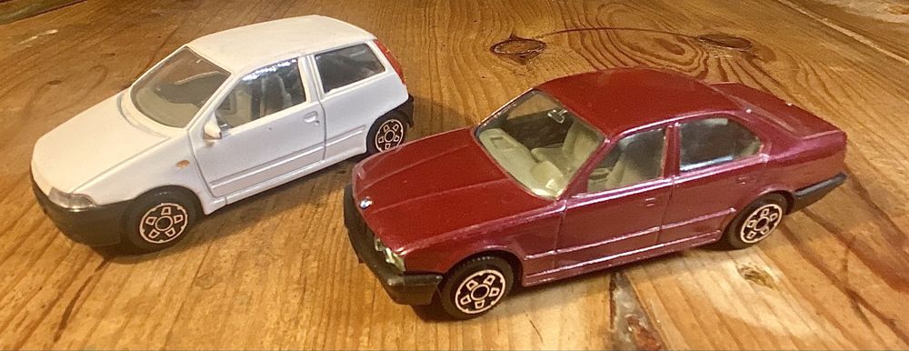 Brinquedo | Bburago - Vários | 1/43