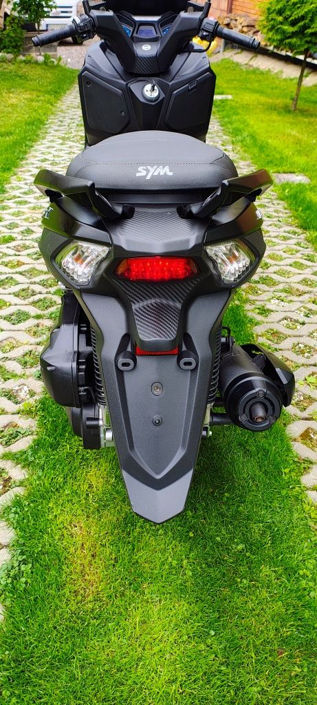 Sym Joymax Z 125 (GTS Cruisym)