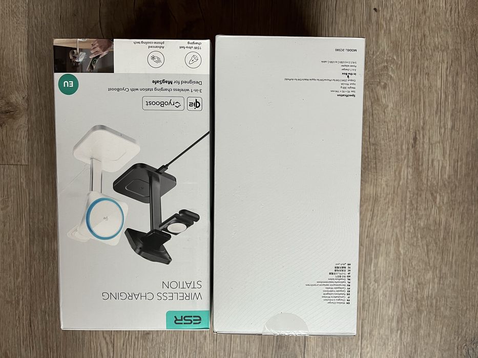 Бездротова зарядна станція для iphone ESR Qi2 3 w1 Cryoboost 15Вт