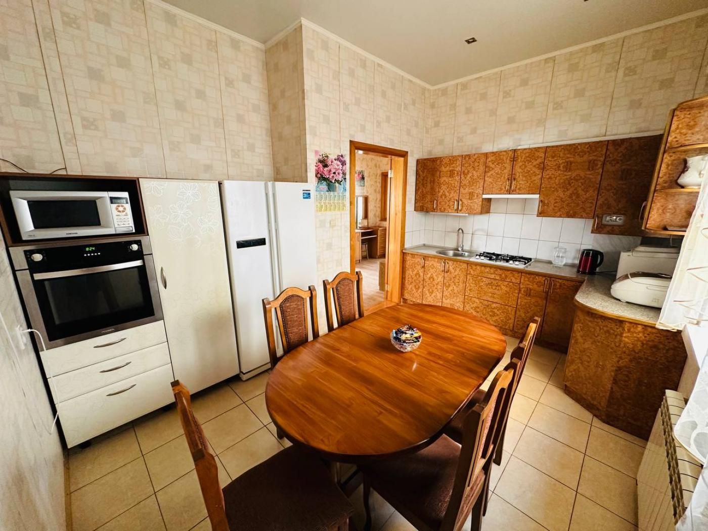 Продаж будинку по вул. Назарія Яремчука, Таромське, біля АТБ