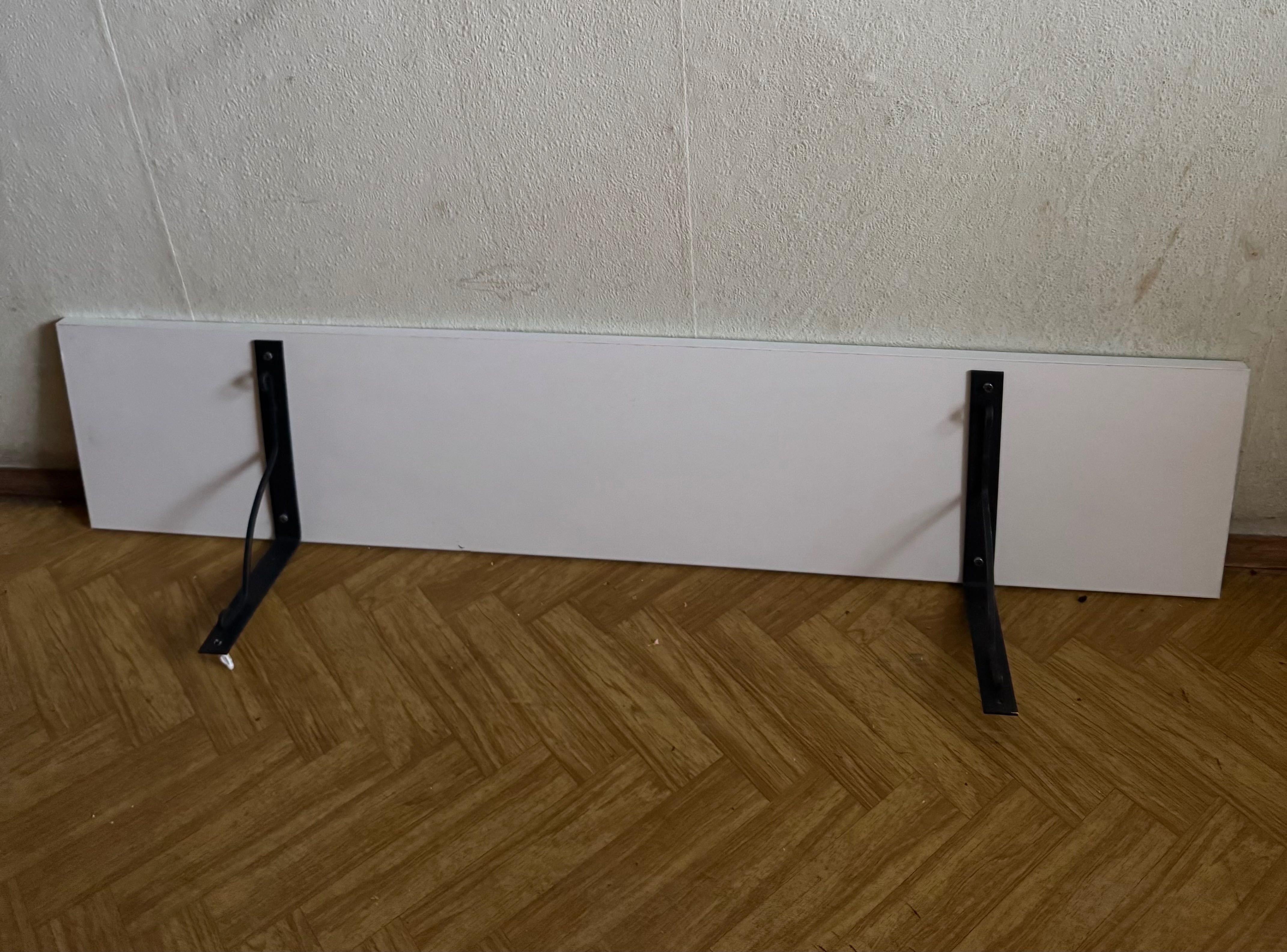 Półka na ścianę 120 x 25