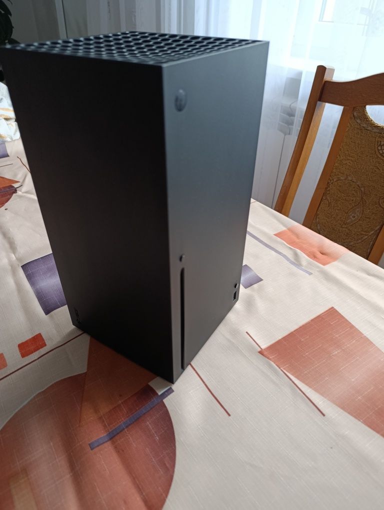 Konsola Xbox Series X 1tb
