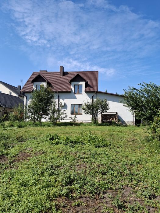 Продаж приватного будинку в Петриків