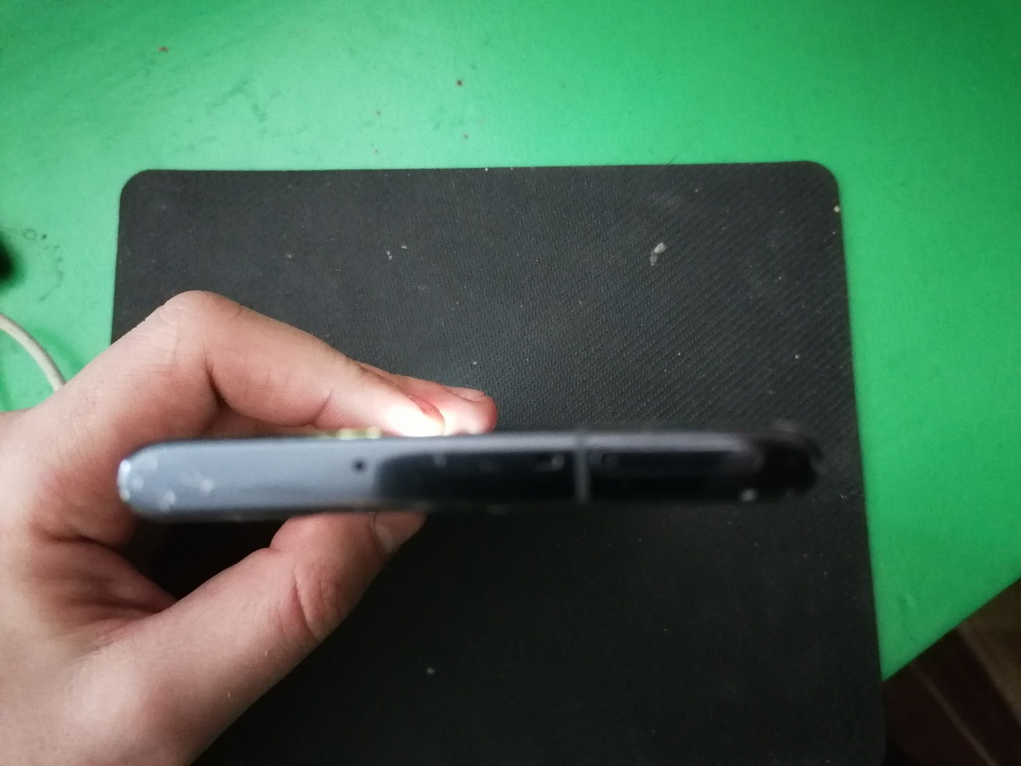 Продам обмен Samsung note 10 8/256gb model: SM-N970U1 8/256  США