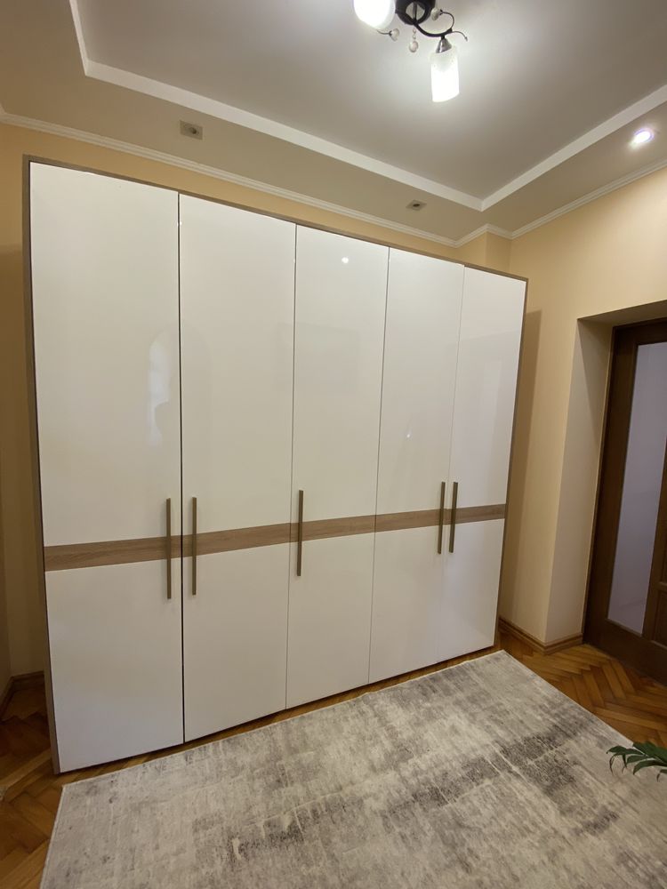 Продам меблі для коридору