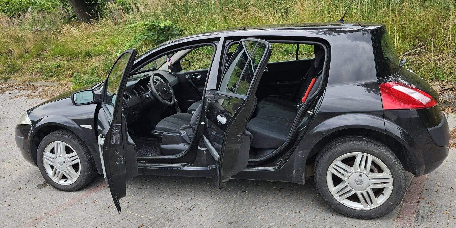 Renault Megane komplet opon zimowych na alusach gratis