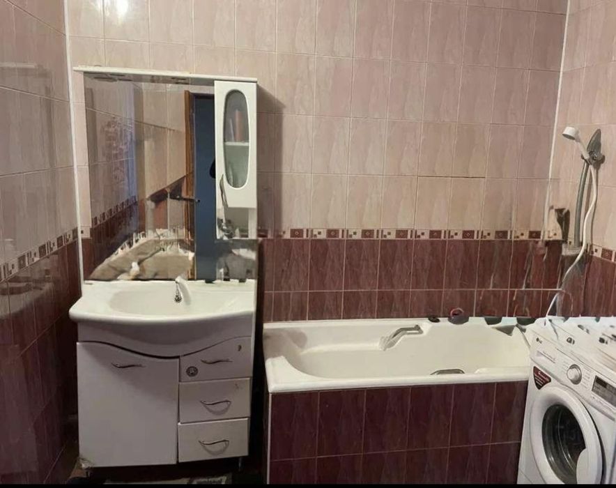 Продам 2 поверховий будинок Іванків OM