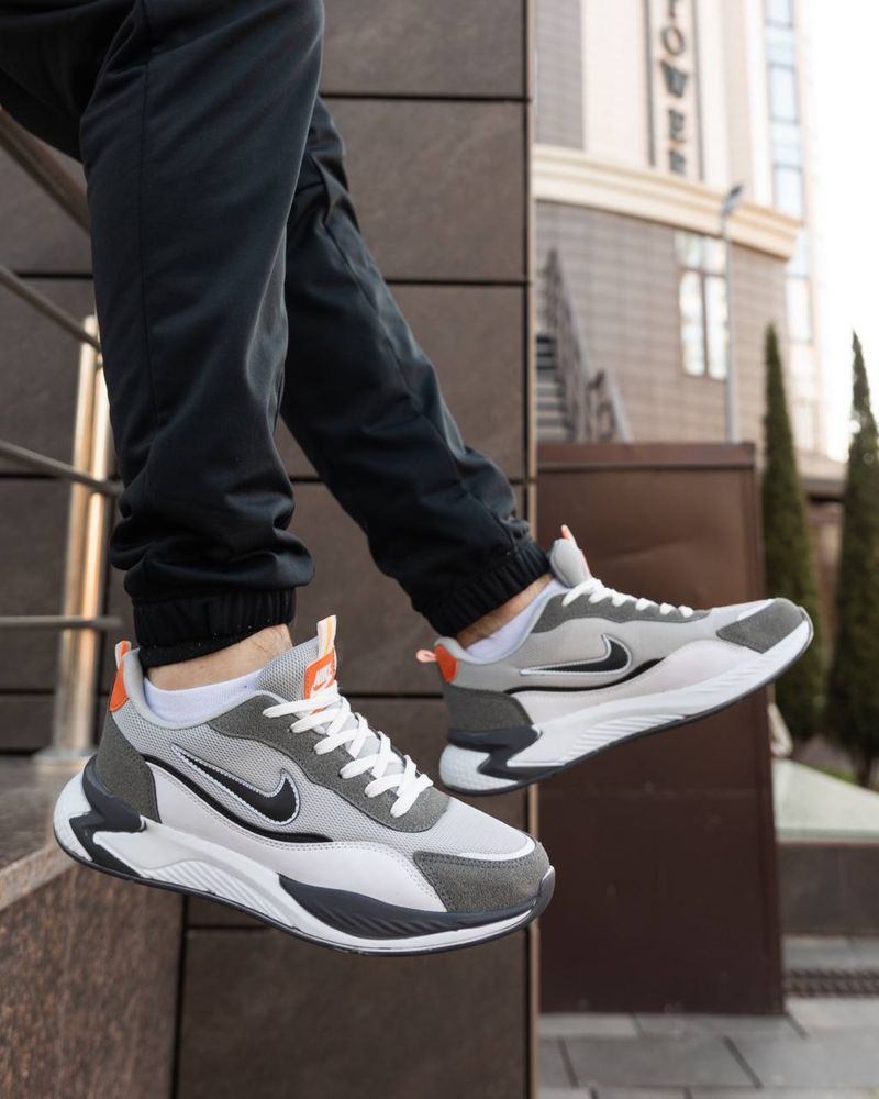 Чоловічі кросівки Nike Racer Grey