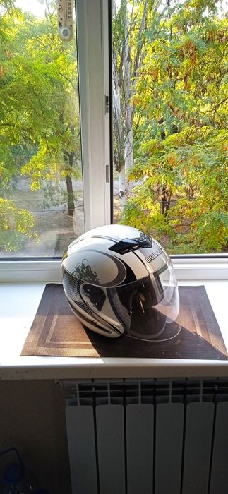 Продам мотошлем открытый
