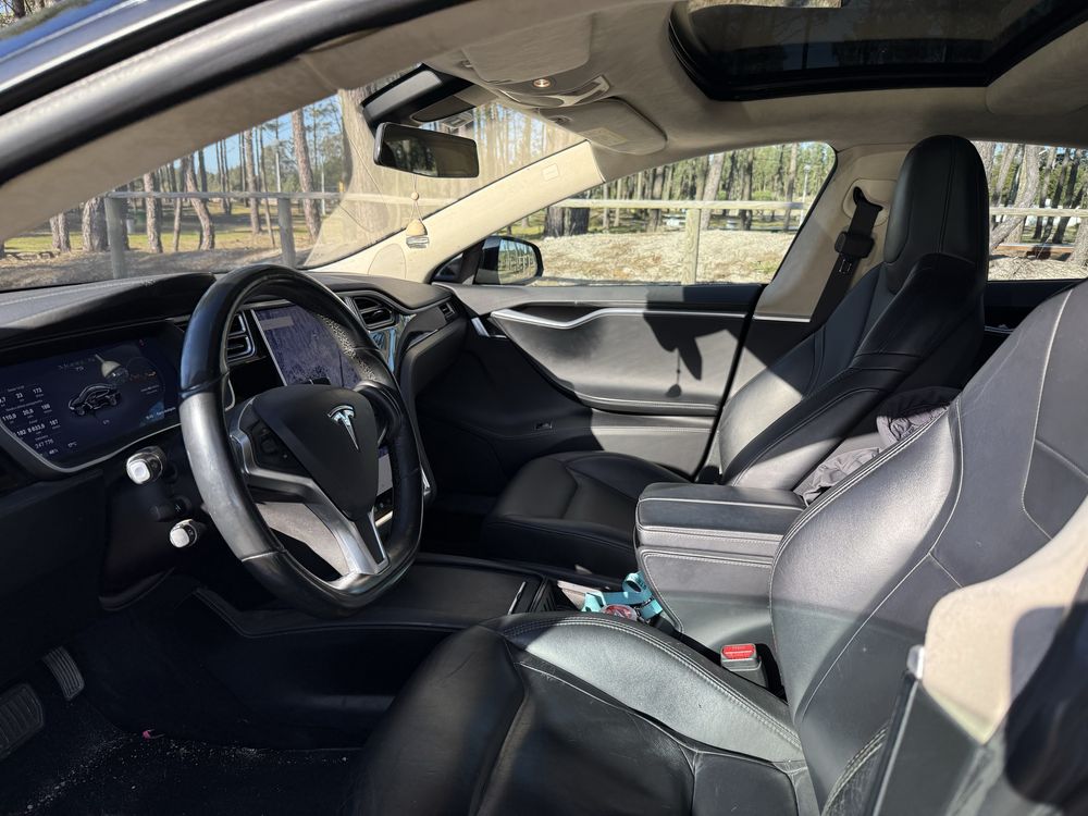 Tesla model s75 carregamentos grauitos