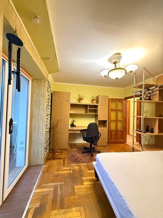 Оренда 3-х кімнатної квартири на довготривалий термін