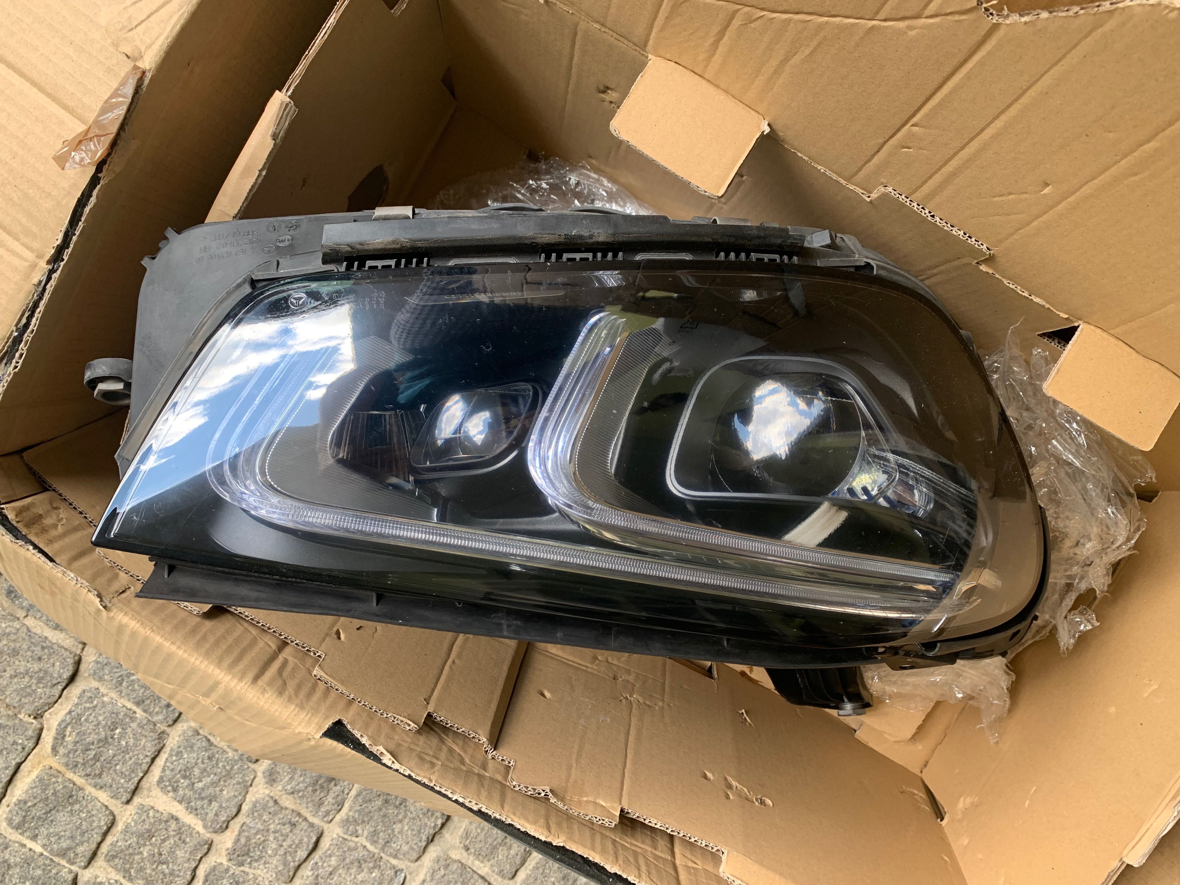Farol Mercedes GLE original de 2020