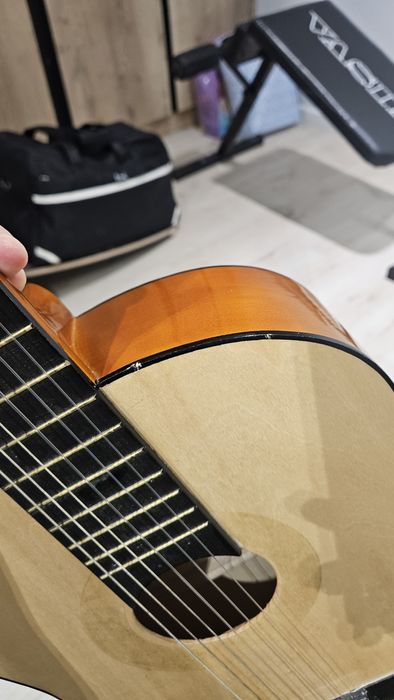 Продаж/обмін класична гітара Almira