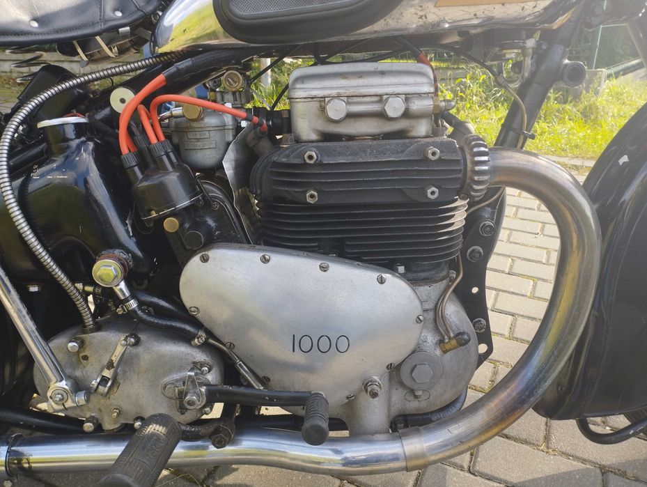 Ariel 1000 square four BSA Norton AJS Triumph Junak