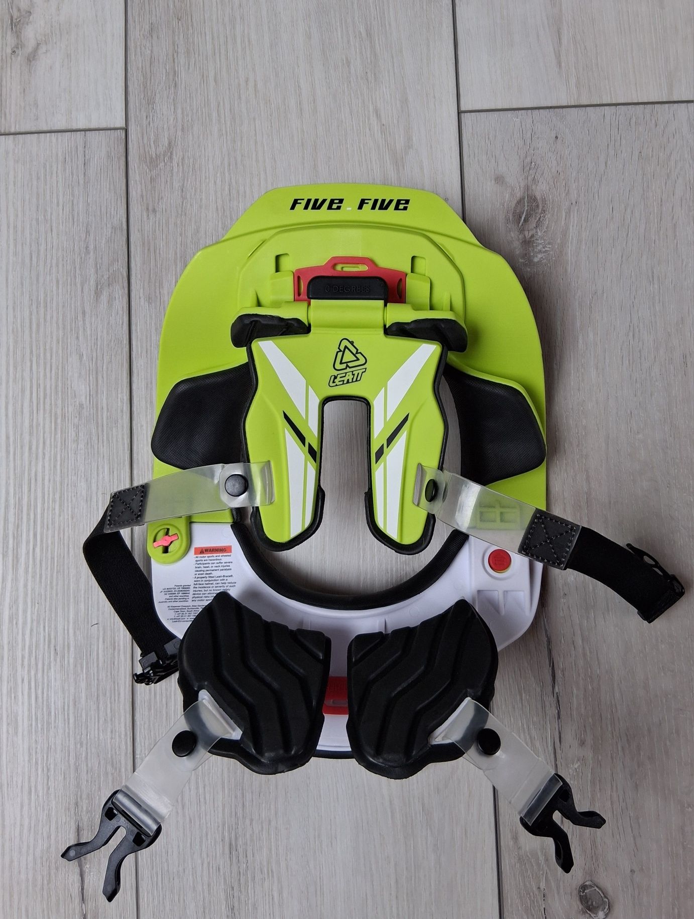 Leatt DBX 5.5 junior neck brace