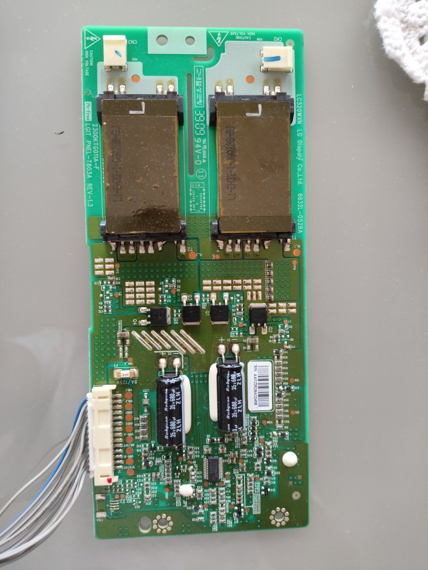 T-com e placa diver para TV LG 32LH2000