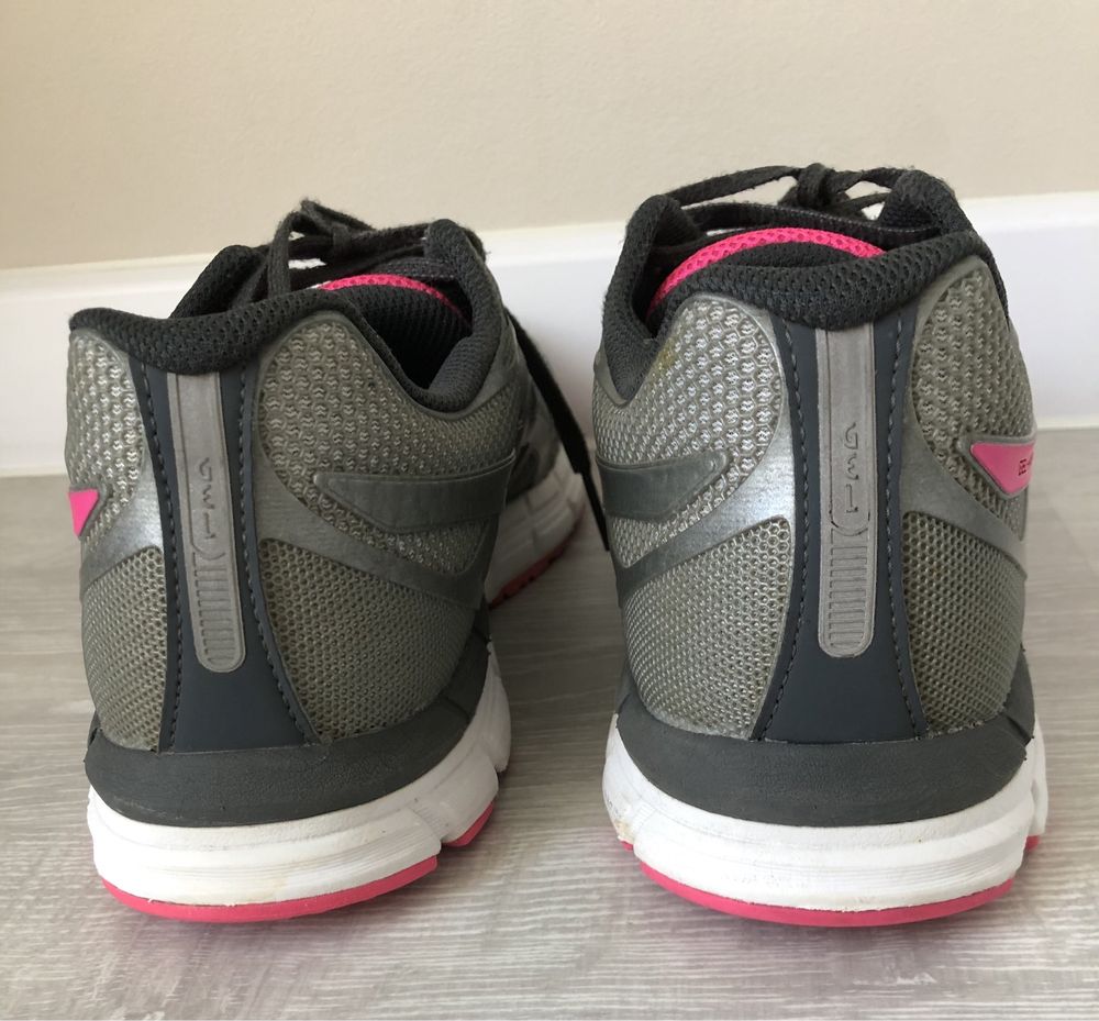 Buty do biegania Asics Gel-Hyper33 2 T368N-932