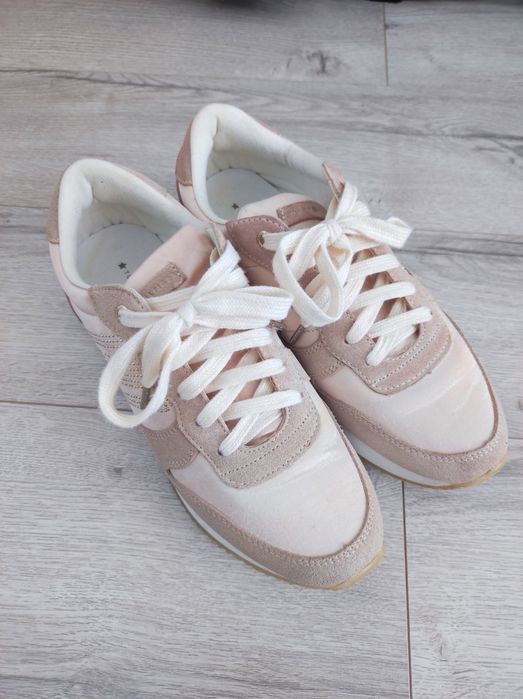 Жіночі кросівки Tommy Hilfiger