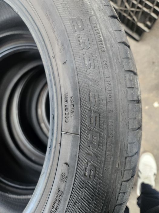 4 pneus 235-55r19