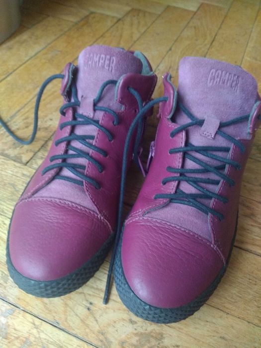 Półbuty, botki dziewczęce skórzane Camper rozmiar 33