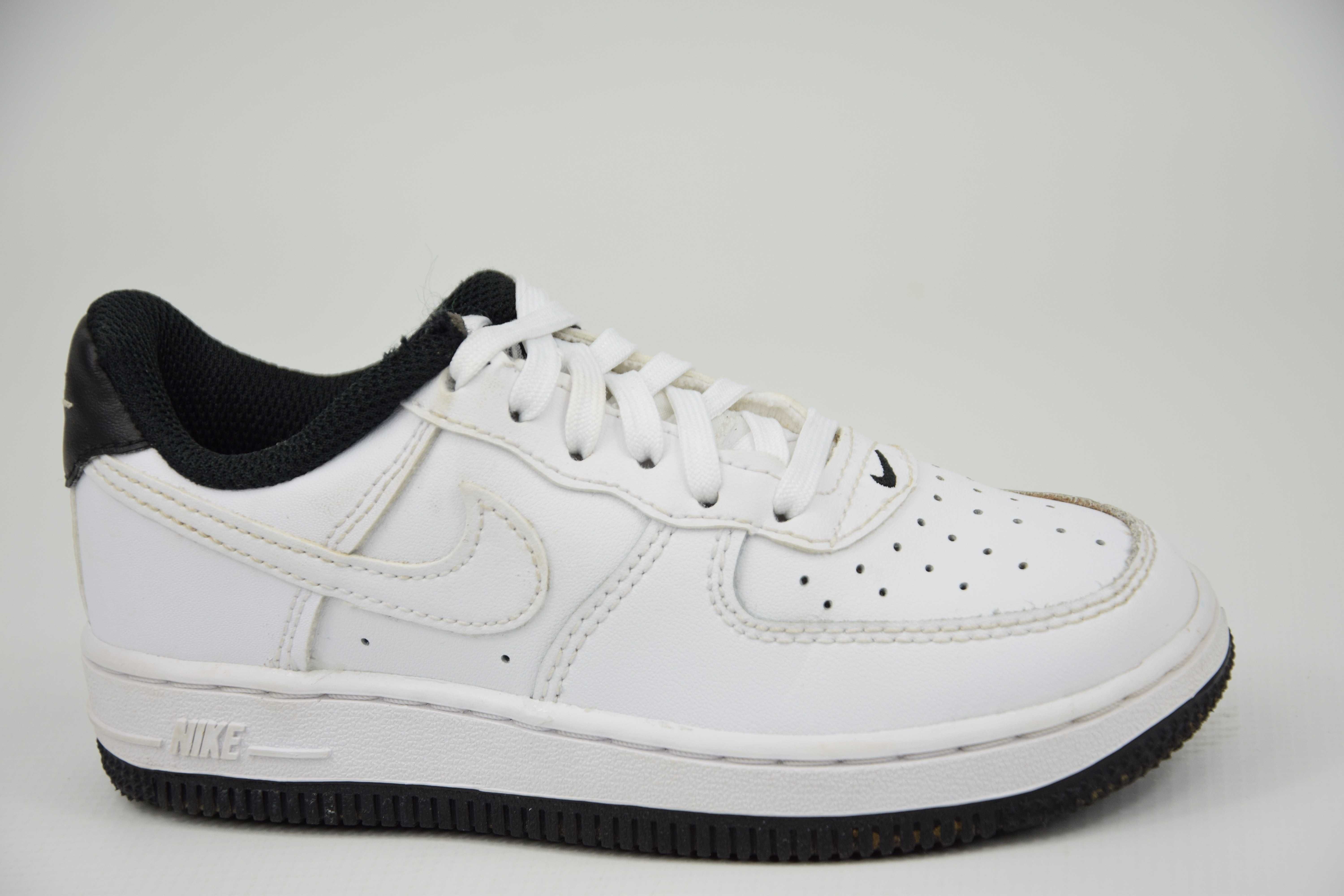 Buty Nike Air Force 1 ESS (PS) rozmiar 28,5