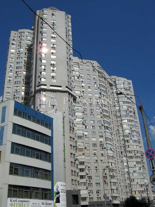 Без комісії. Продам 3к квартиру Гришка Михайла, 9 Позняки Осокорки