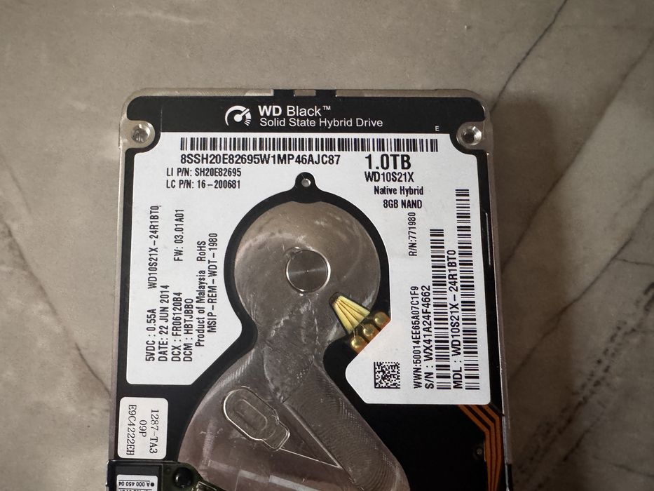 Dysk Twardy Hybrydowy SSHD 2,5' WD Black WD10S21X 1TB 8GB do laptopa