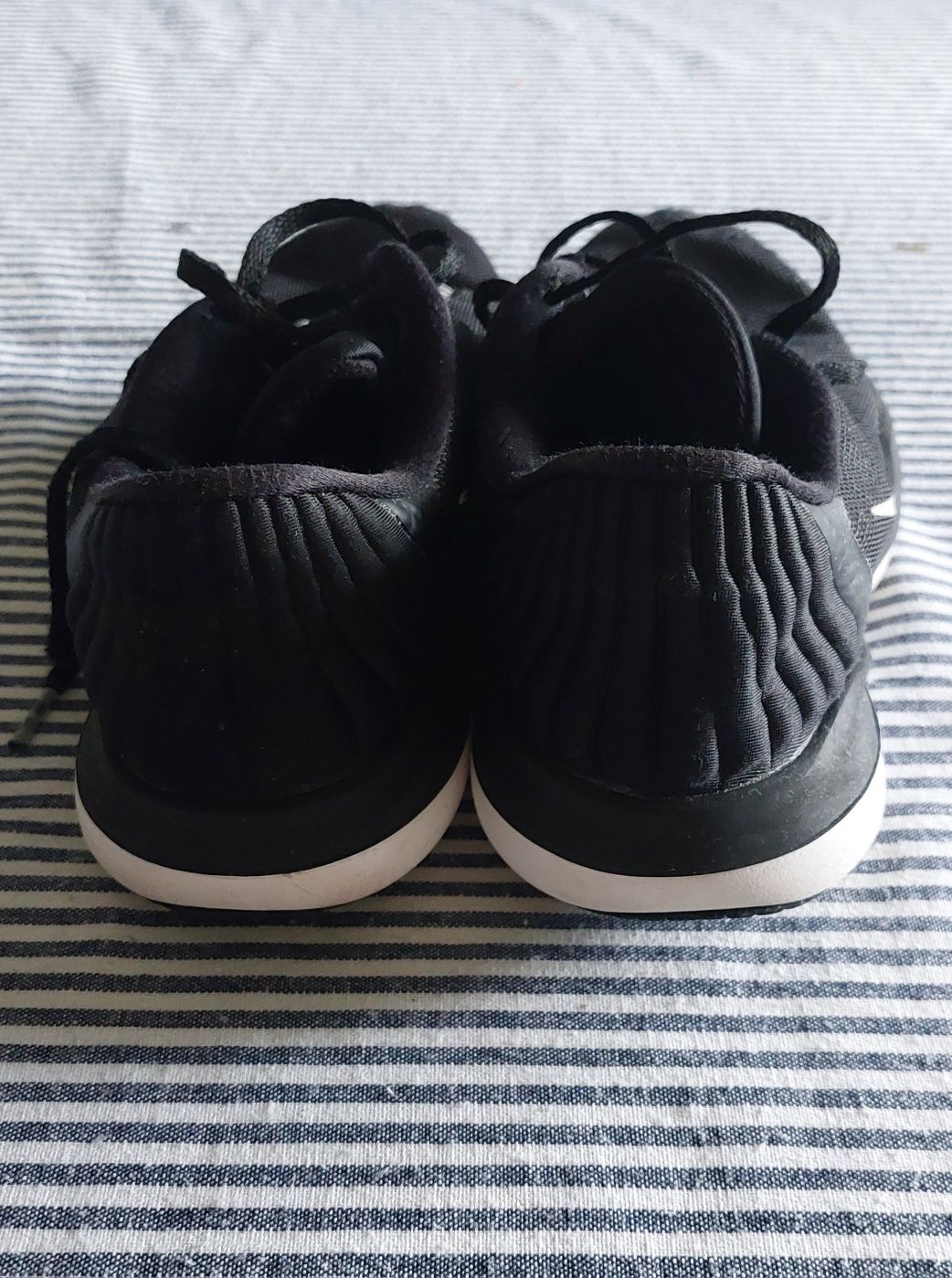 Buty NIKE FLEX SUPREME TR5 rozmiar 38,5