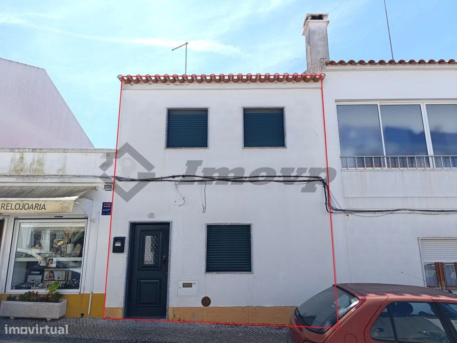 Moradia pronta a habitar na Vila Castro Verde