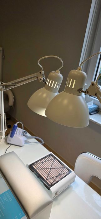 Lampka na biurko IKEA biała+ żarówka