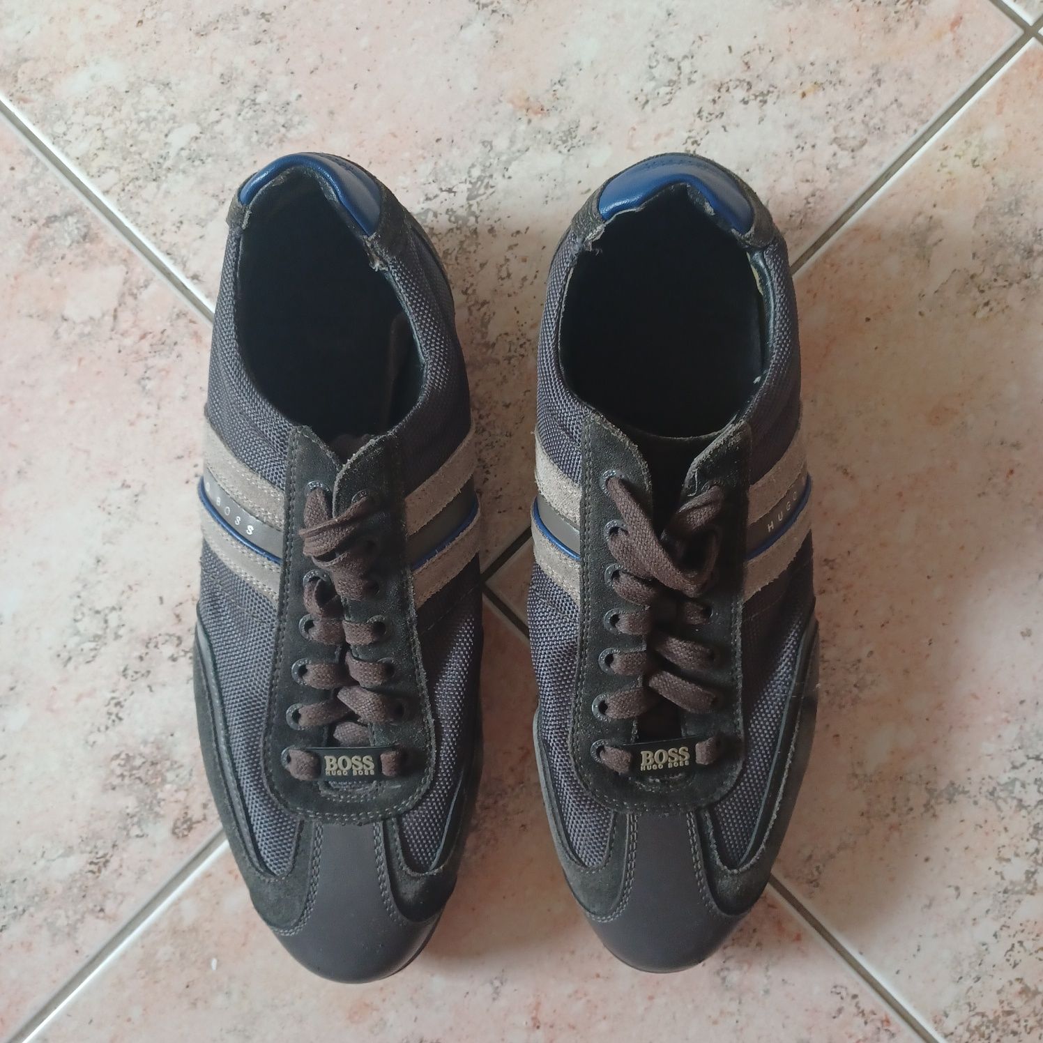 Buty sportowe firmy HUGO BOSS oryginalne  43/ 28 cm/ salon 659 zł