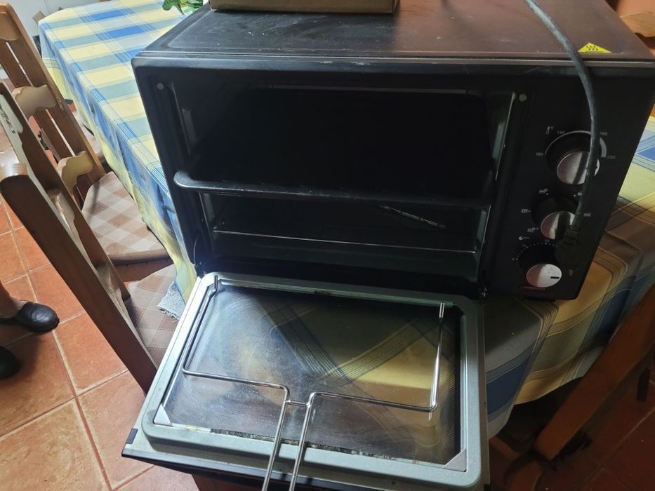 Forno  eletrico  pequeno
