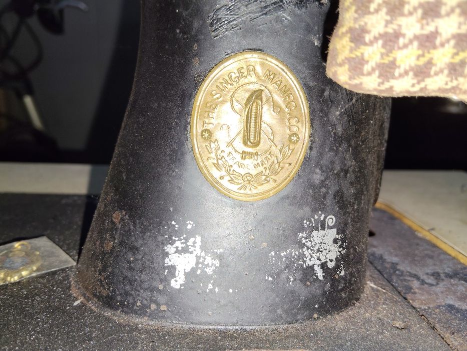 Máquina costura Singer