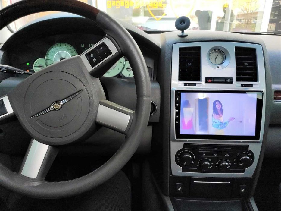 Radio android Chrysler 300C 2004/2008 wifi gps bluetooth Wyprz
